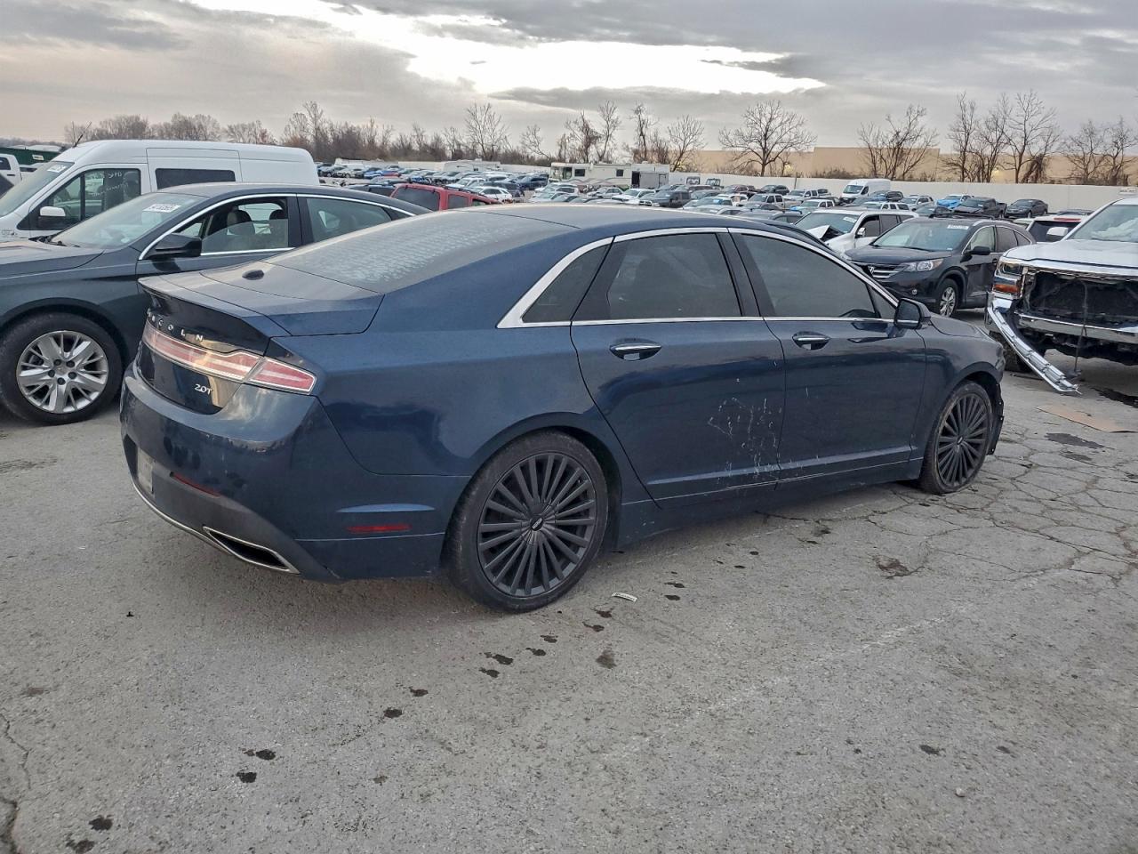 LINCOLN MKZ RESERVE