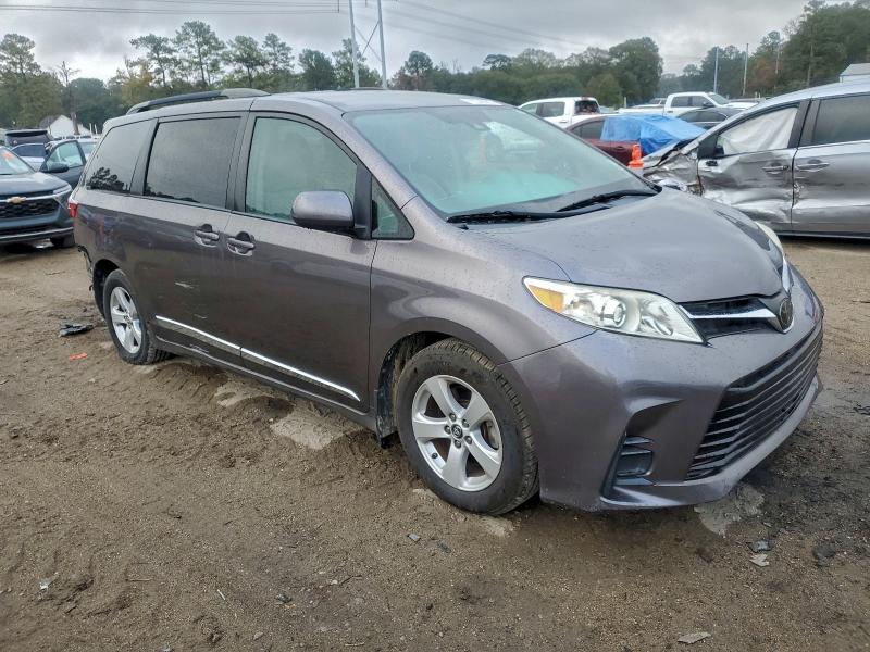 2019 TOYOTA SIENNA LE #3294429531