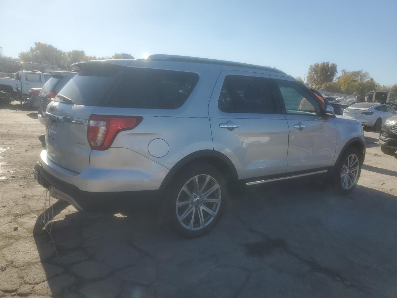 FORD EXPLORER LIMITED