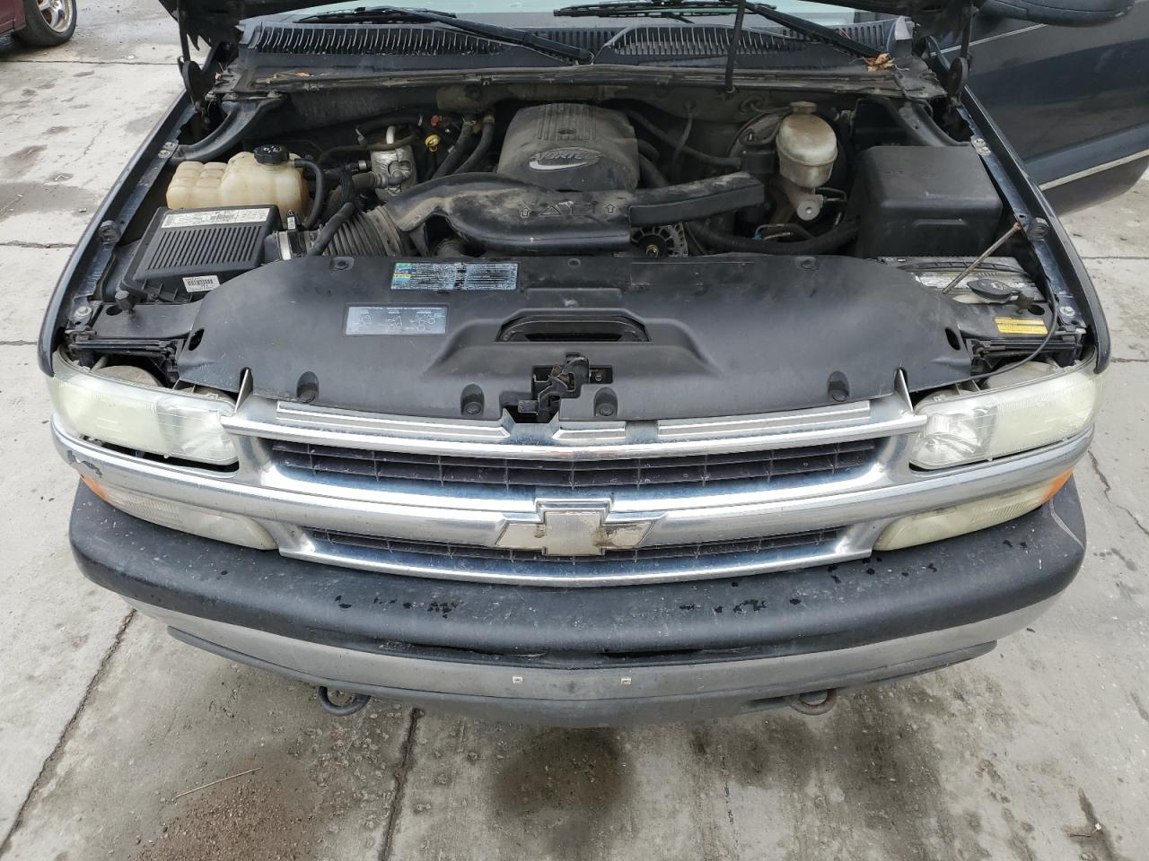 Lot #3293716405 2003 CHEVROLET SUBURBAN K