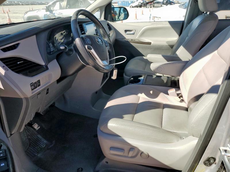 2018 TOYOTA SIENNA XLE #3316190915