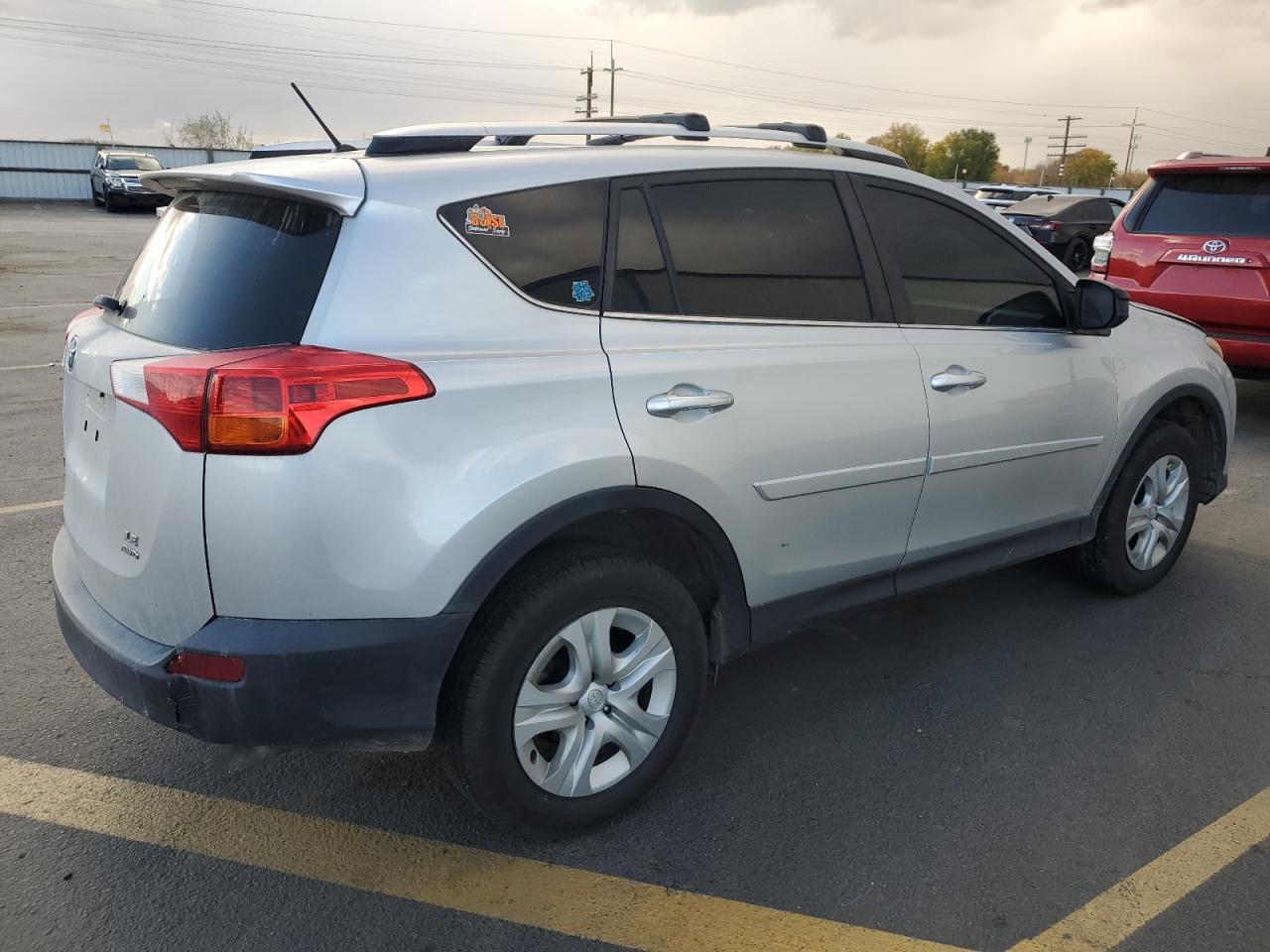 TOYOTA RAV4 LE