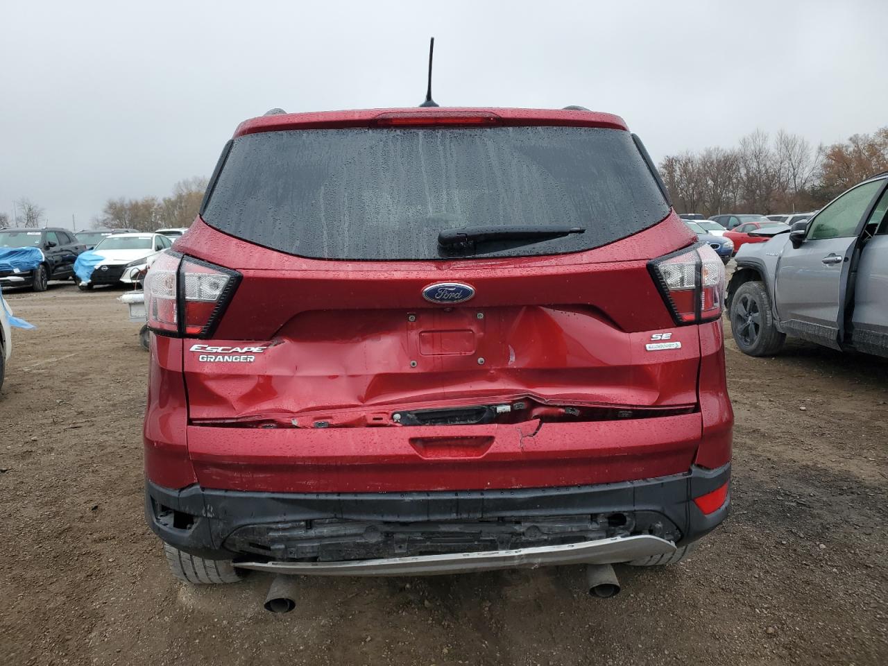 FORD ESCAPE SE