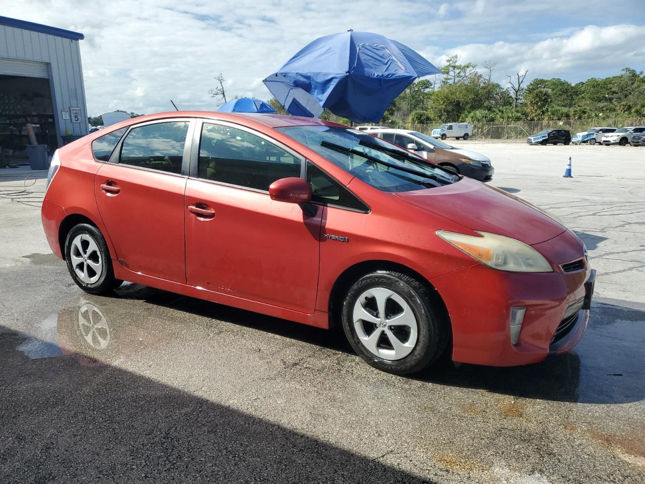TOYOTA PRIUS