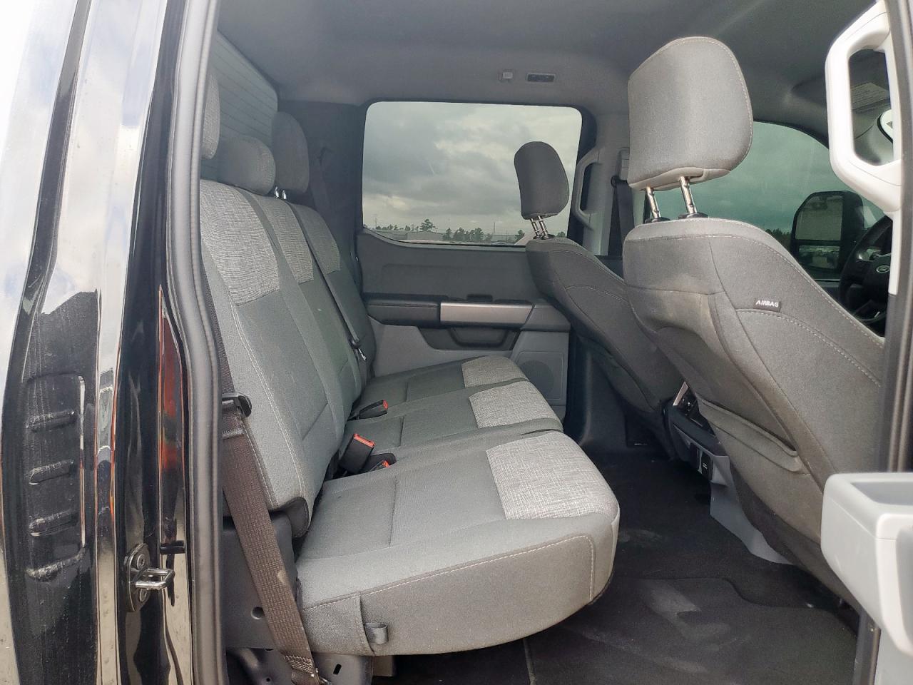 FORD F-250 SUPER DUTY