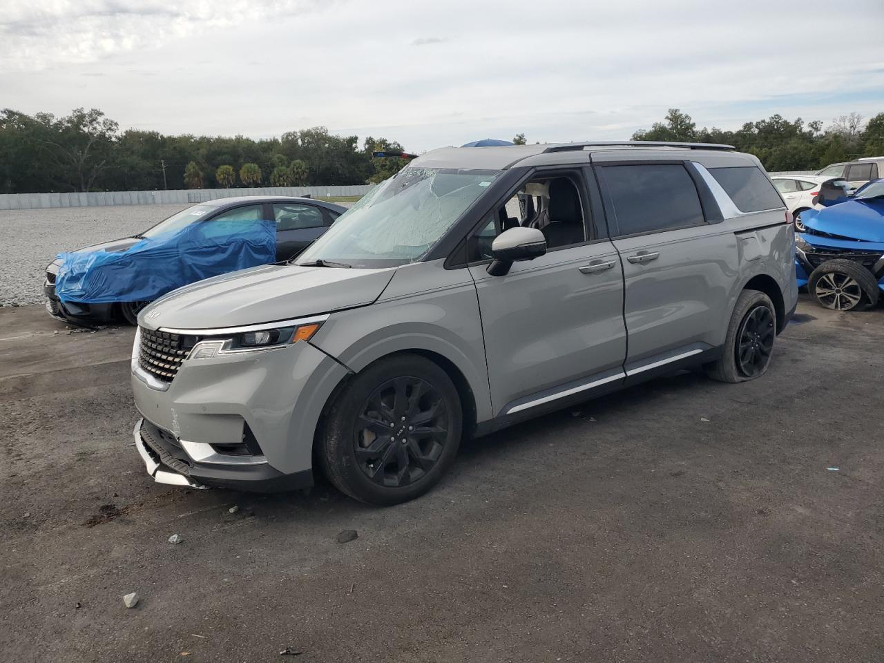 KIA CARNIVAL SX PRESTIGE