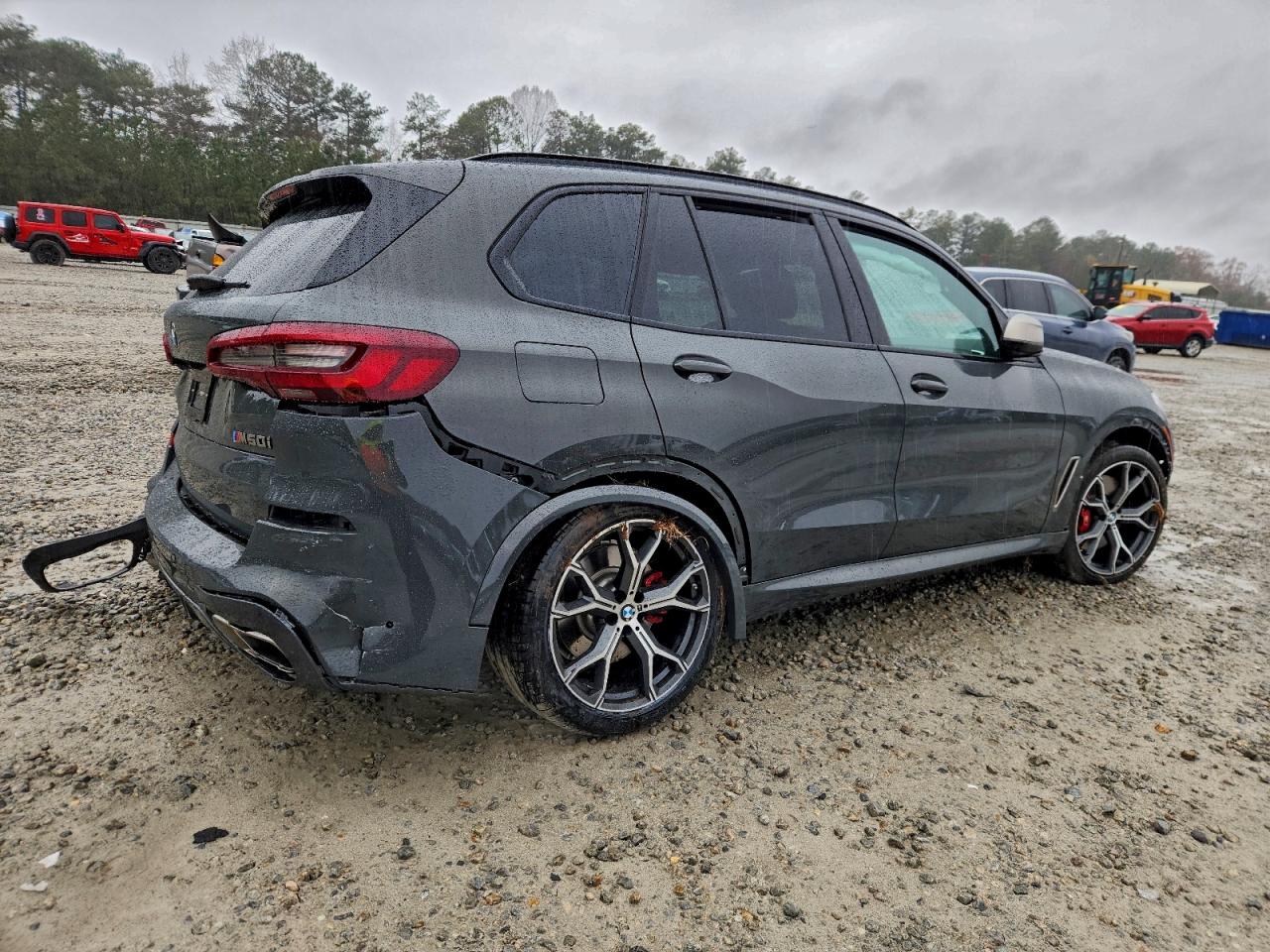 BMW X5 M M50I