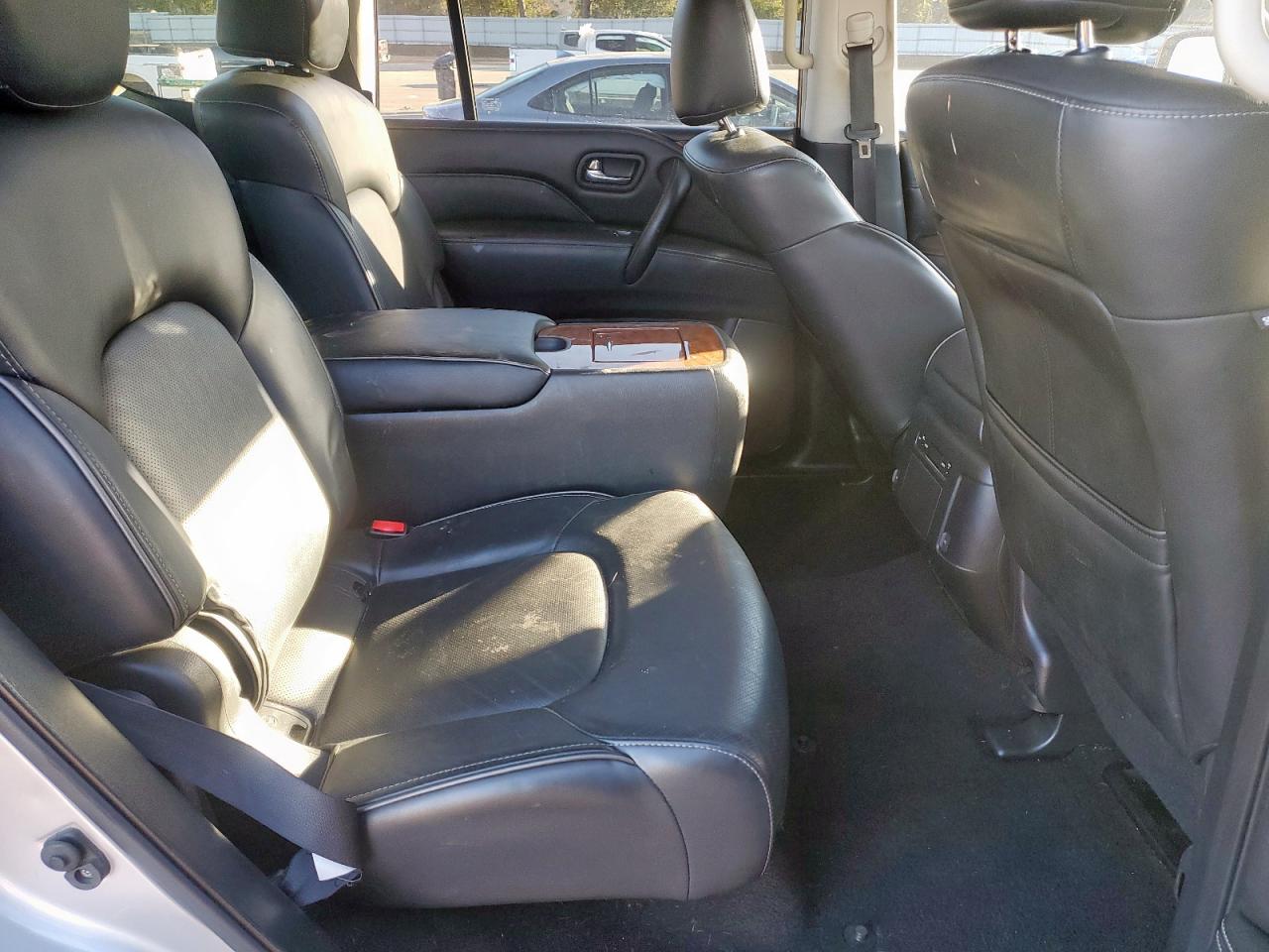 INFINITI QX80 LUXE