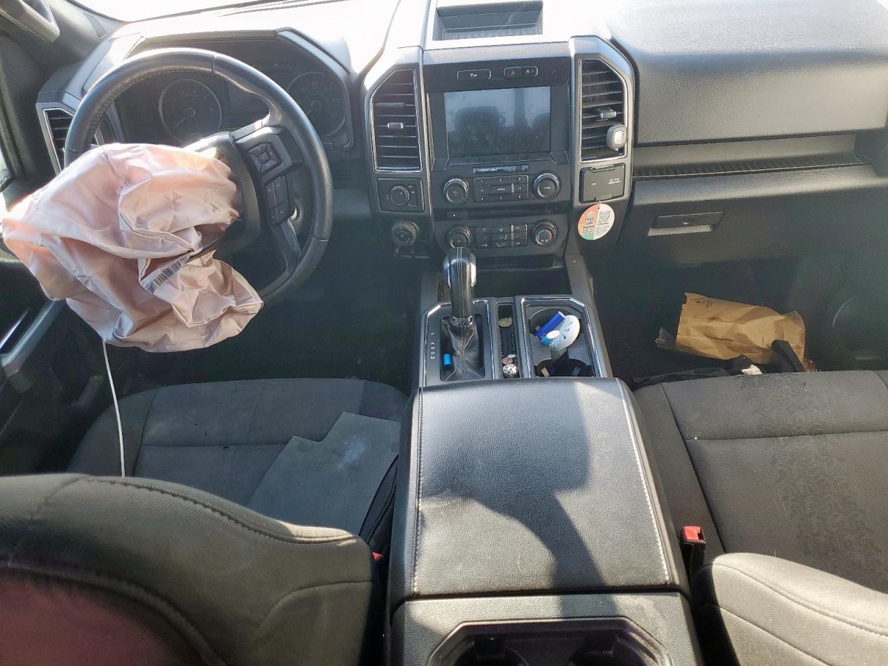 FORD F-150 SUPERCREW