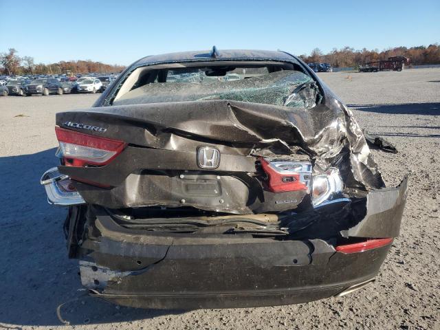 2018 HONDA ACCORD TOU - 1HGCV1F9XJA134232