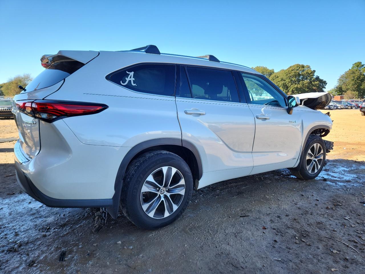 TOYOTA HIGHLANDER HYBRID XLE