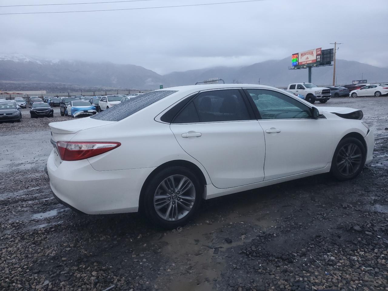 TOYOTA CAMRY LE