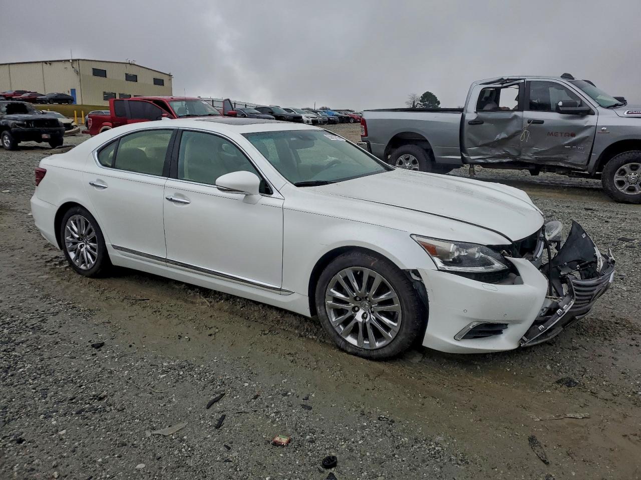 LEXUS LS 460