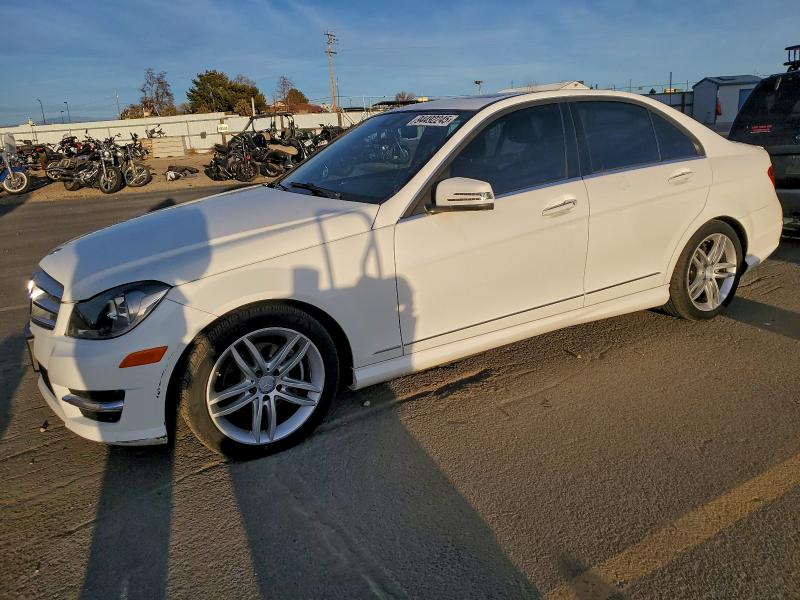 2013 MERCEDES-BENZ C 250 #3301930419