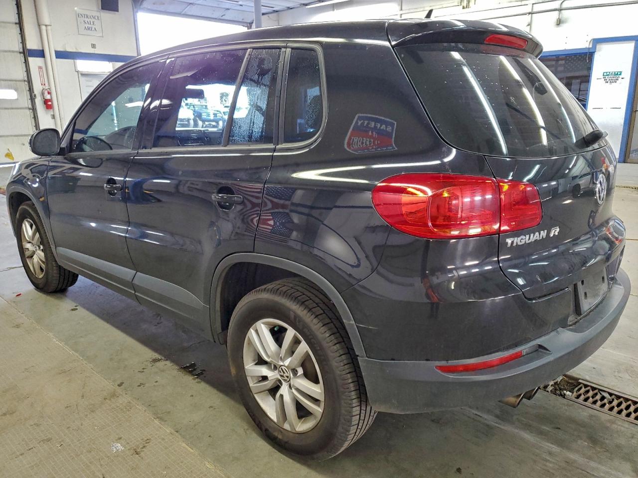 VOLKSWAGEN TIGUAN S