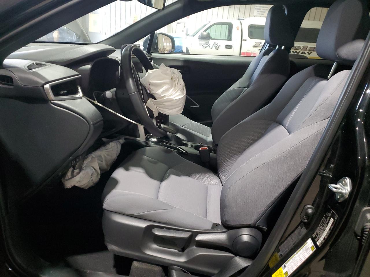 TOYOTA COROLLA CROSS LE