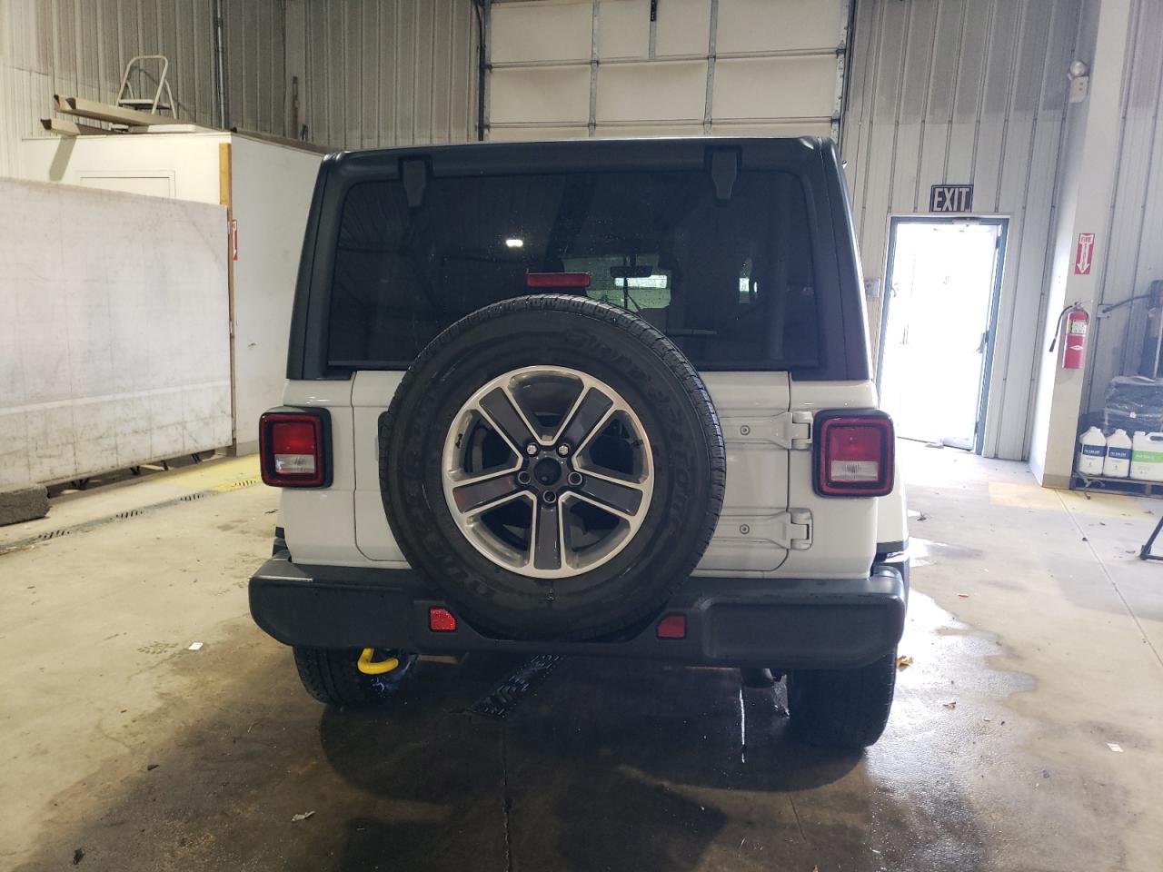 JEEP WRANGLER SAHARA