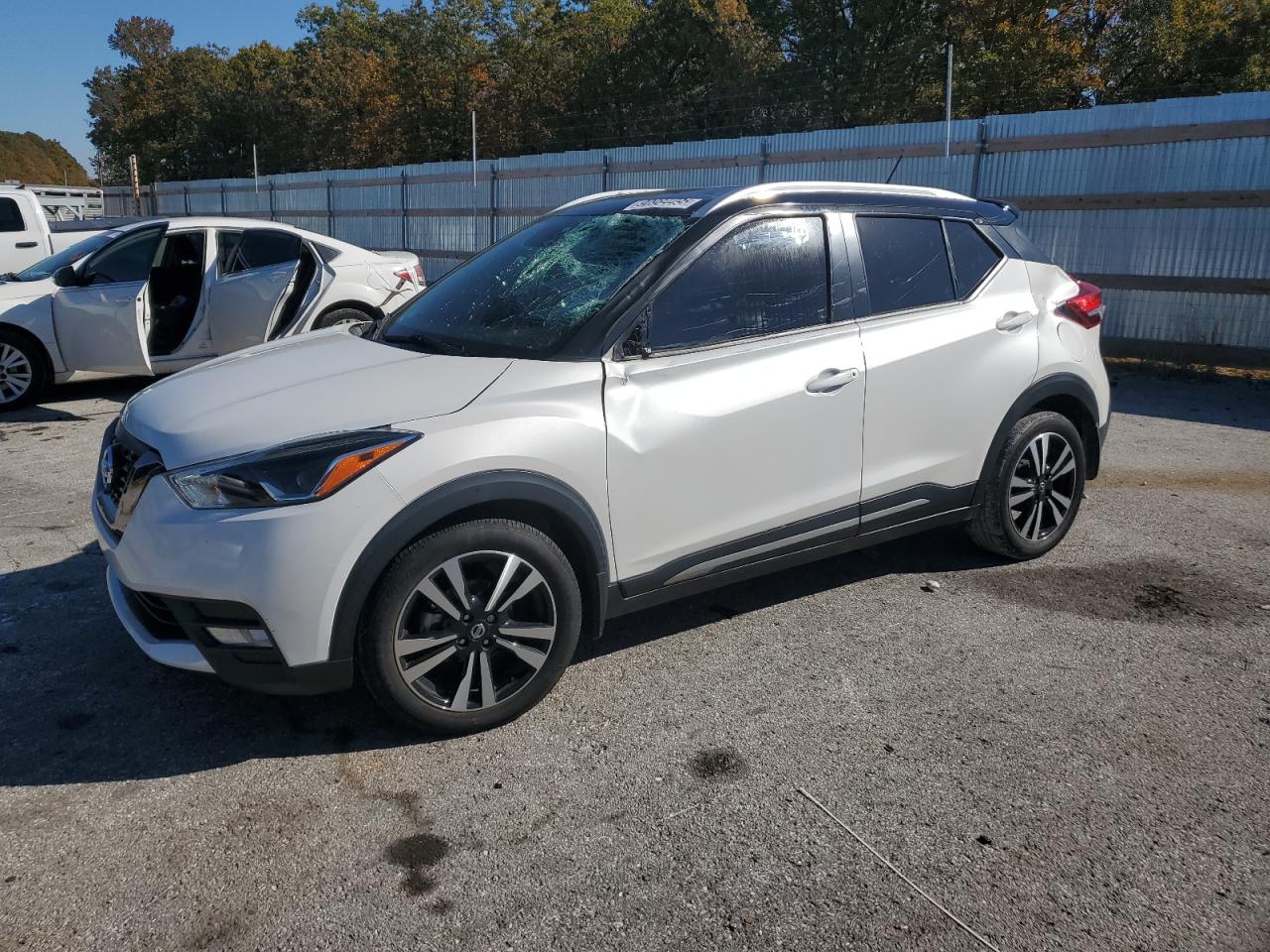 NISSAN KICKS SR
