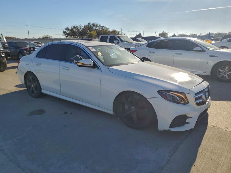 2017 MERCEDES-BENZ E 300 WDDZF4JB7HA125165