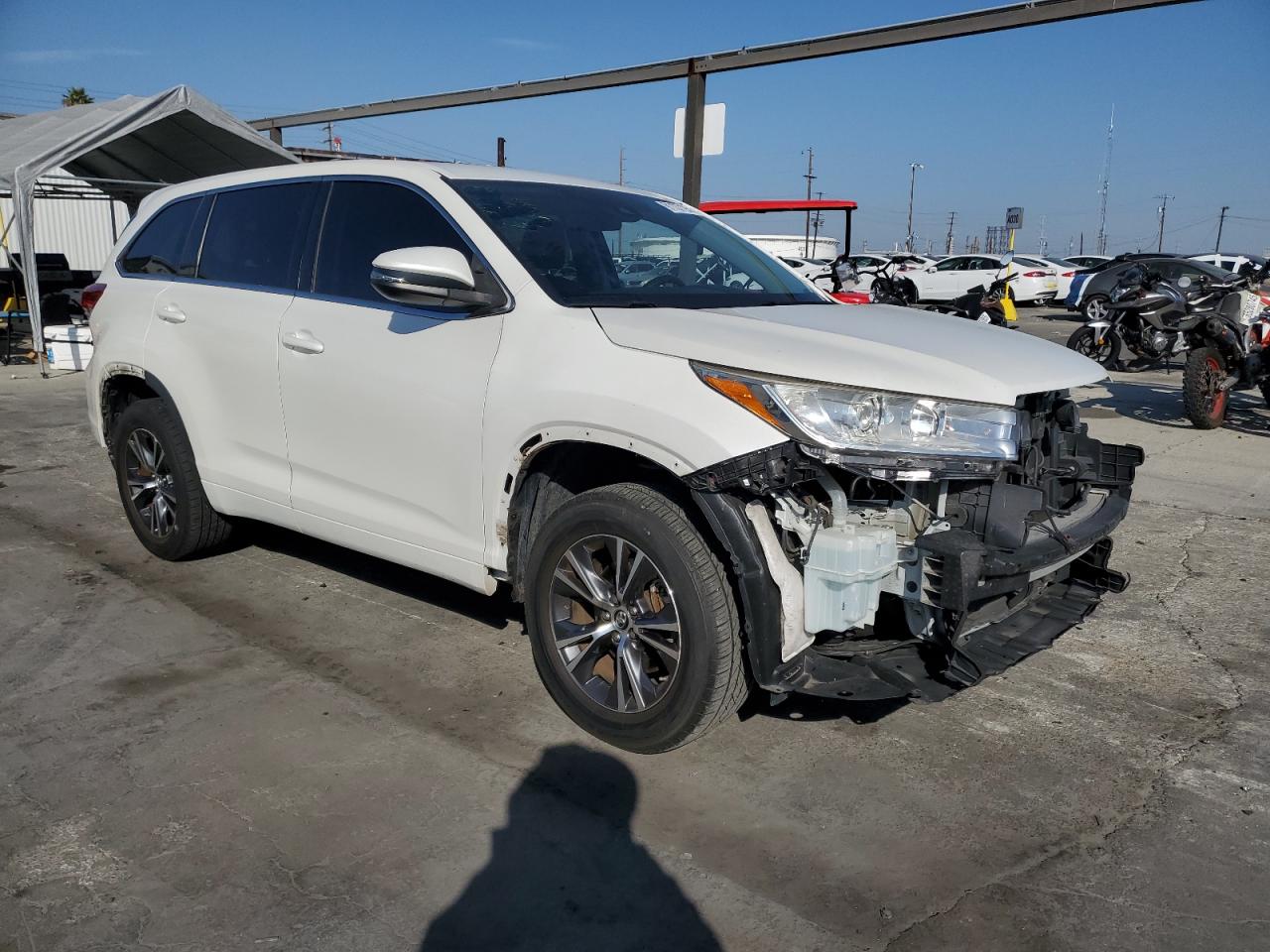 TOYOTA HIGHLANDER LE