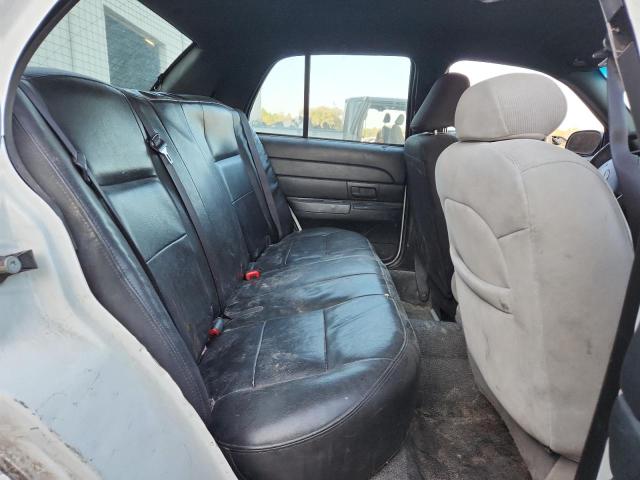 2010 FORD CROWN VICT #3301835362