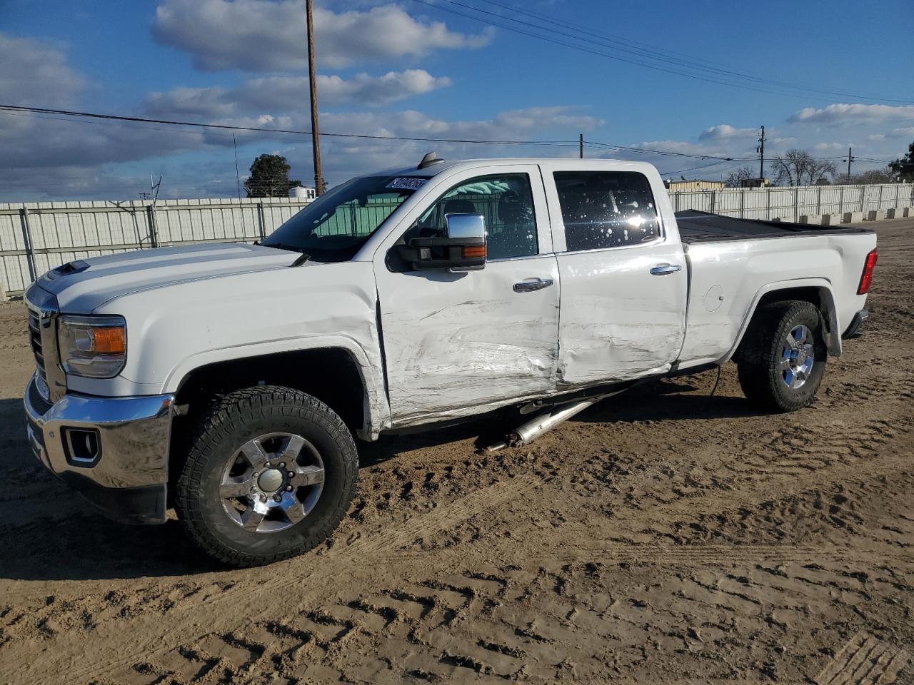 GMC SIERRA K2500 SLT