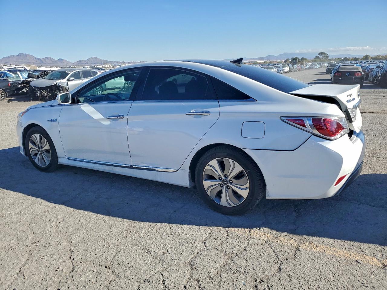 HYUNDAI SONATA HYBRID