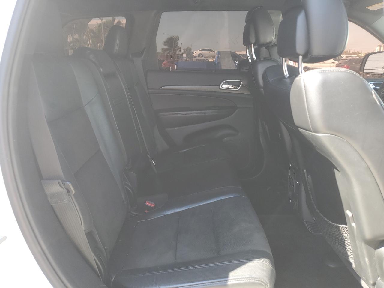 JEEP GRAND CHEROKEE LAREDO