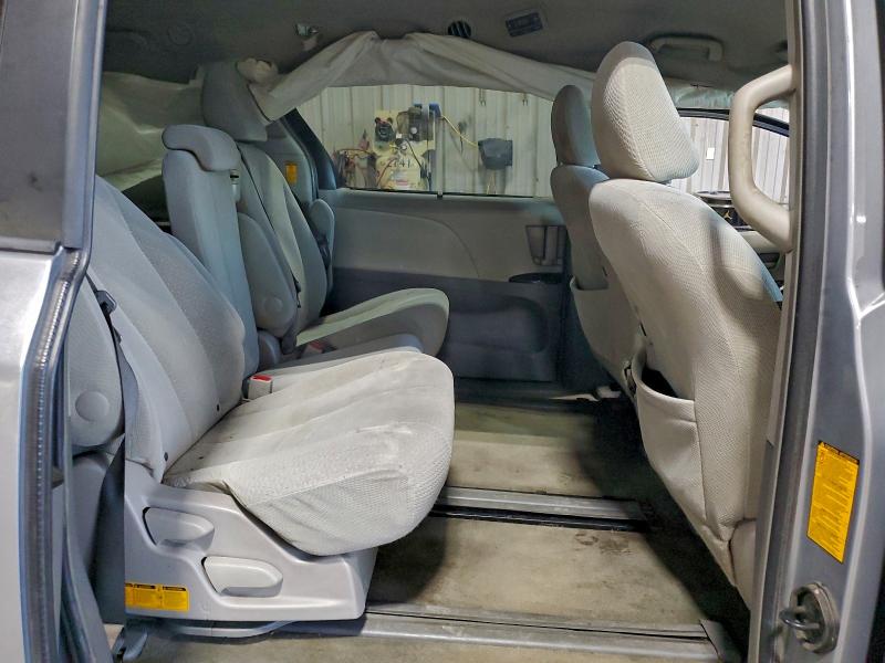 2014 TOYOTA SIENNA LE #3312479652