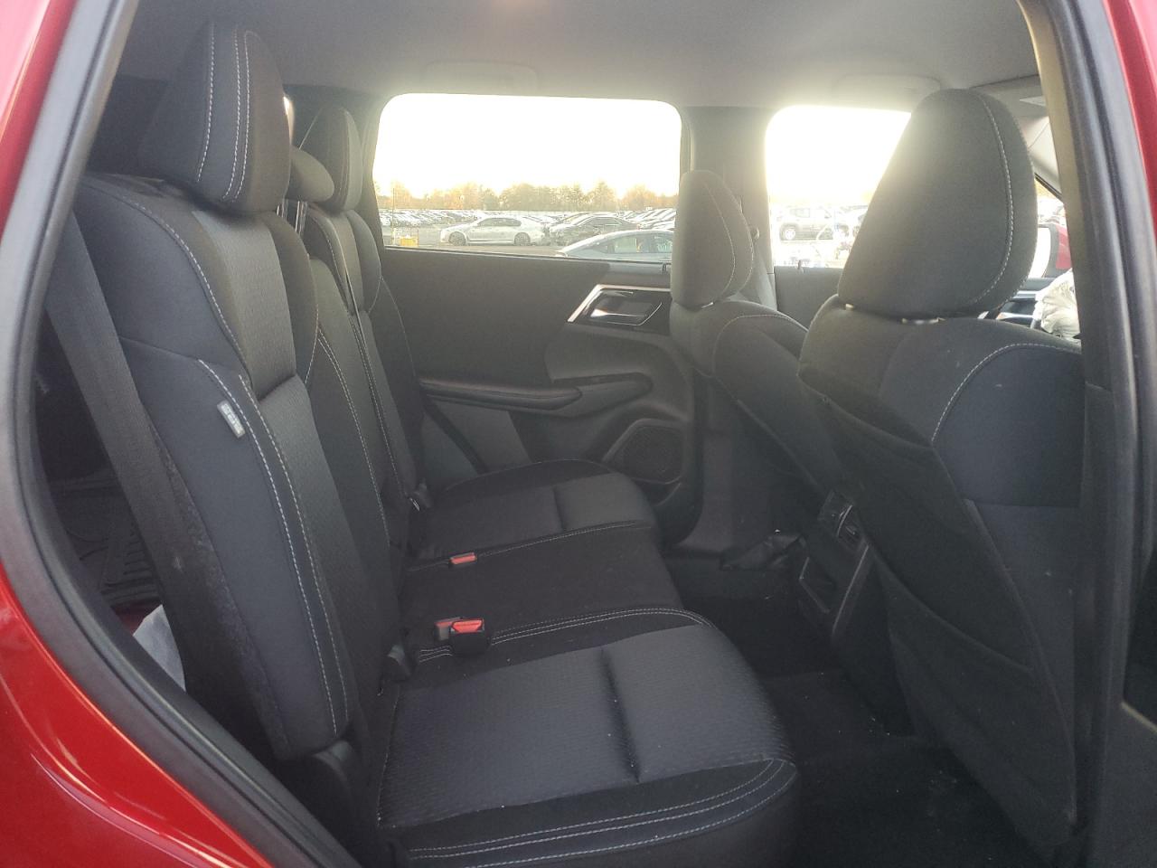 MITSUBISHI OUTLANDER ES