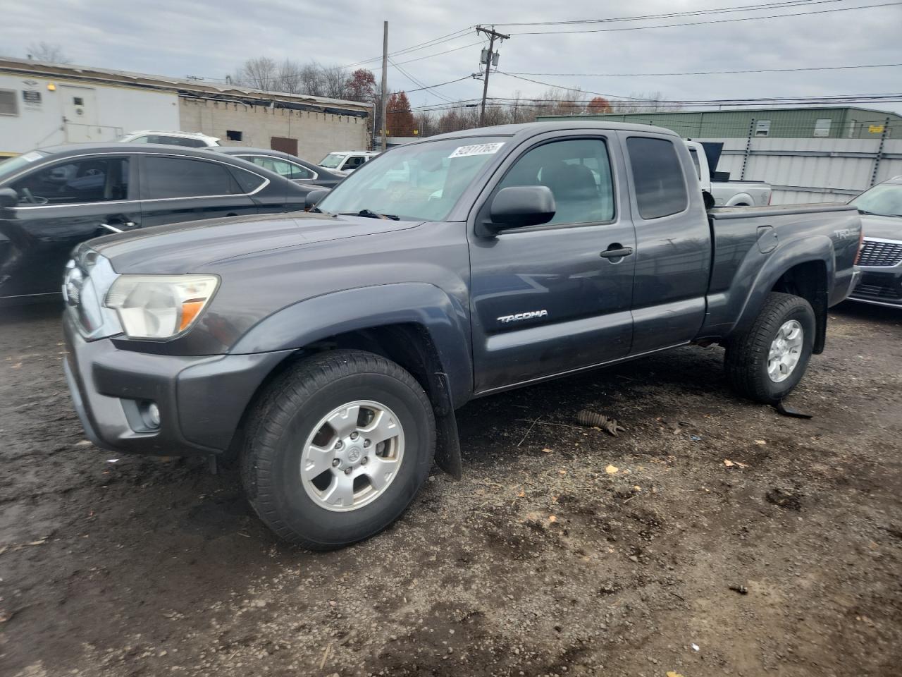 TOYOTA TACOMA