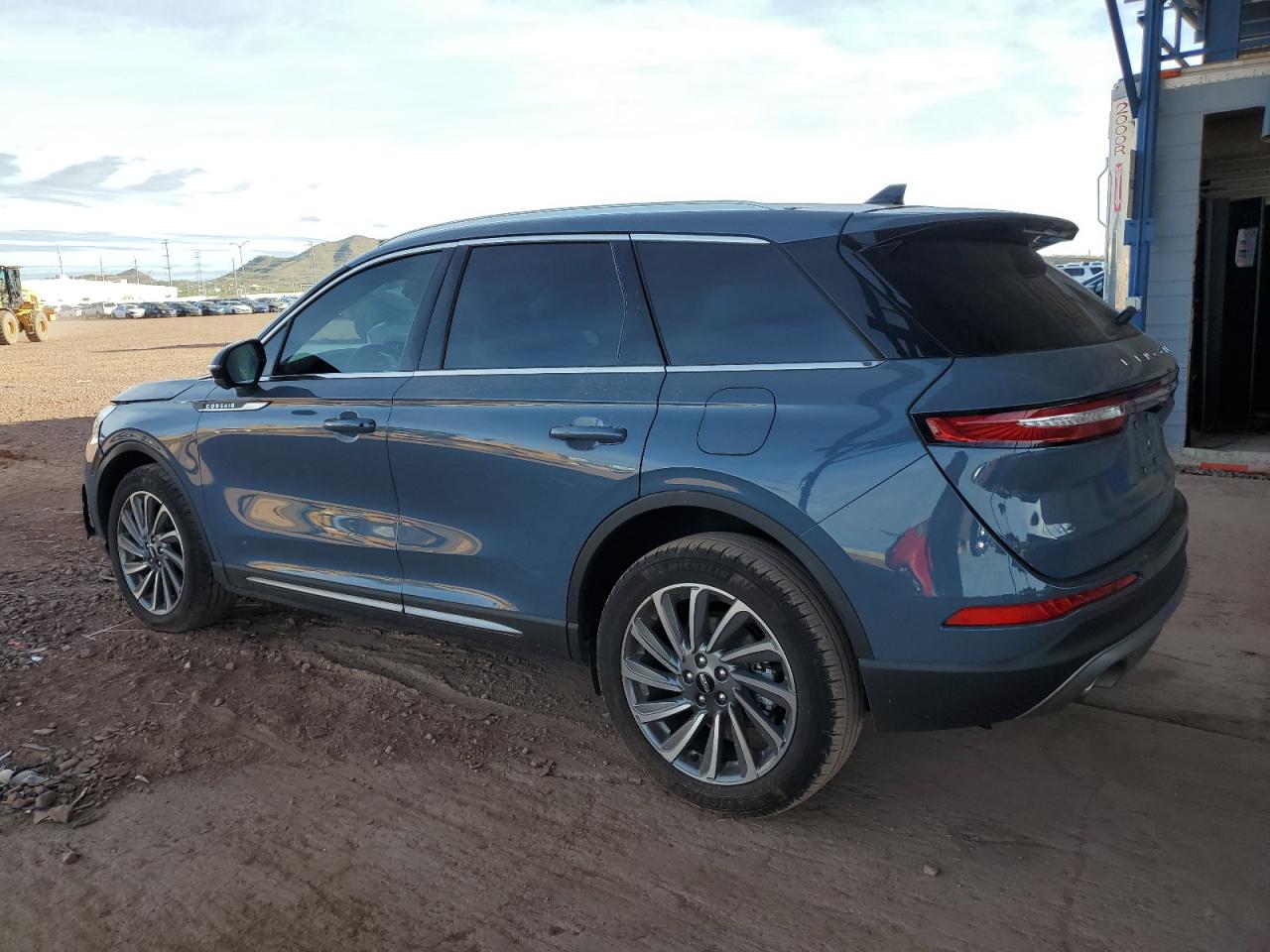 LINCOLN CORSAIR RESERVE