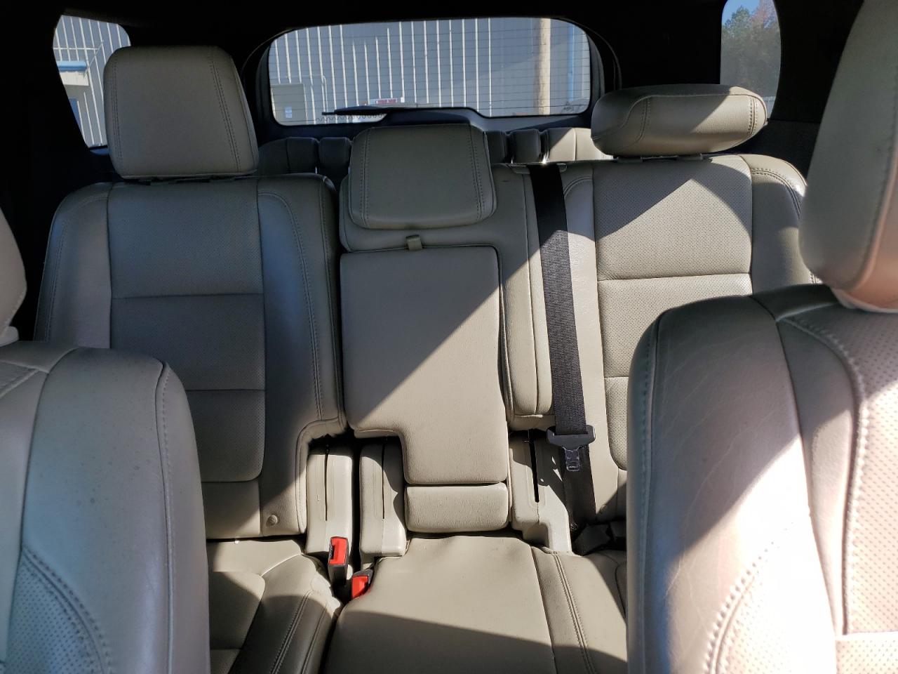 FORD EXPLORER LIMITED