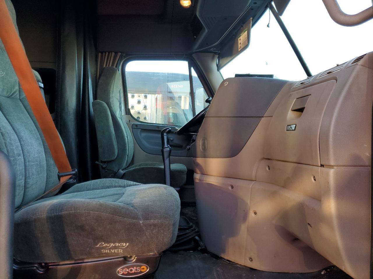 Lot #3291287446 2015 FREIGHTLINER CASCADIA 1