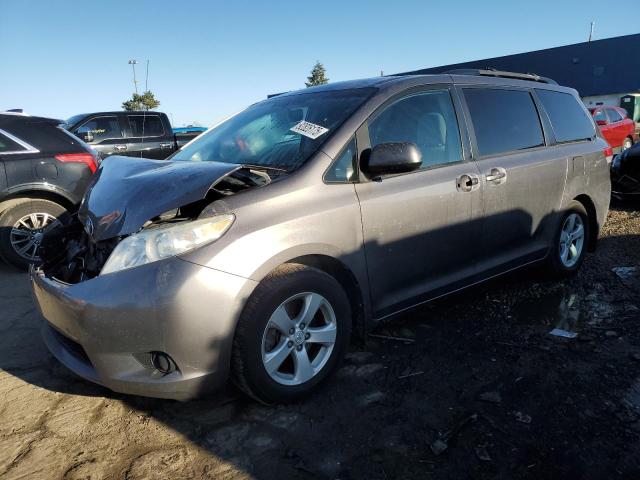 2013 TOYOTA SIENNA LE #3305331324