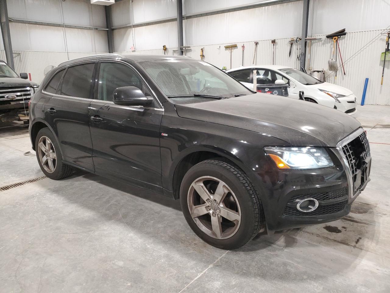 AUDI Q5 PREMIUM PLUS