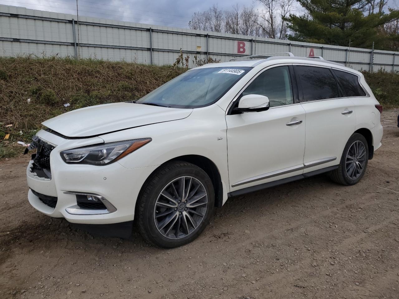INFINITI QX60 LUXE