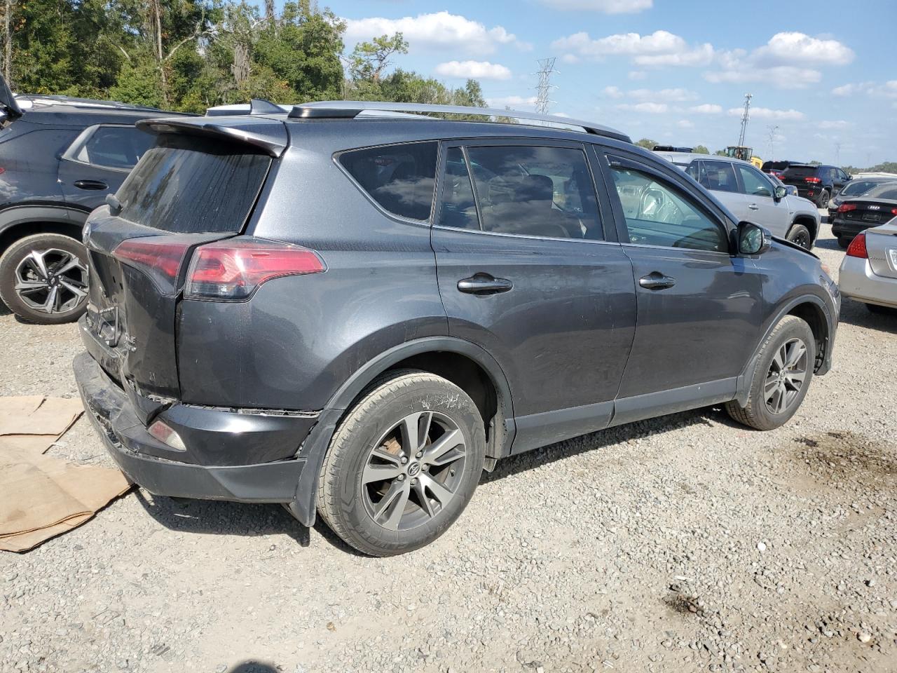 TOYOTA RAV4 XLE