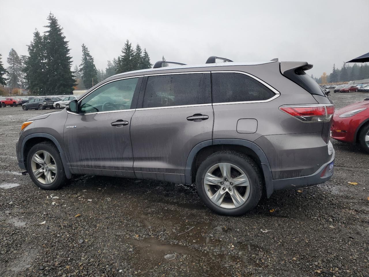 Lot #3305655743 2015 TOYOTA HIGHLANDER