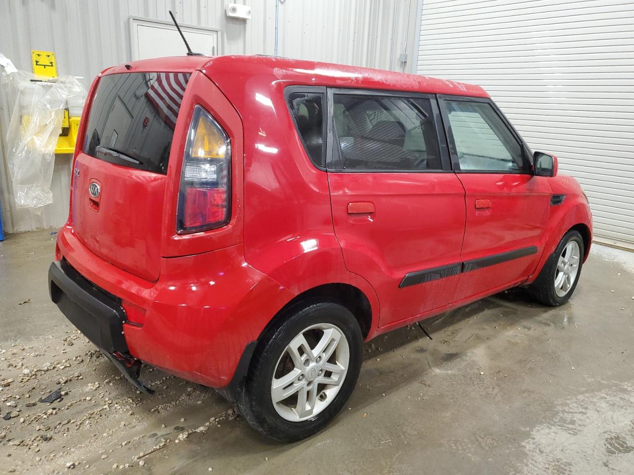 KIA SOUL +