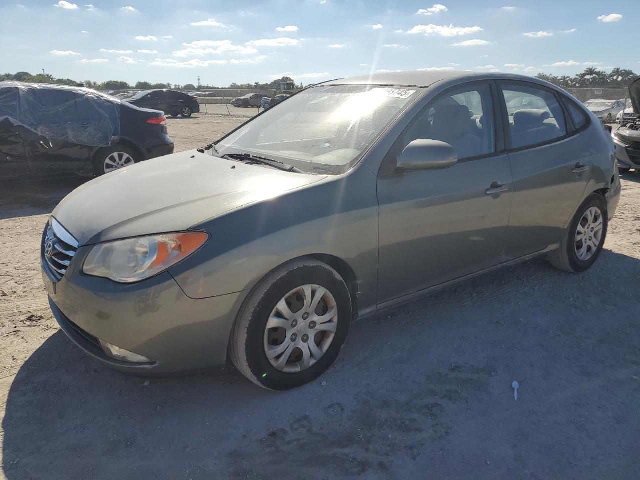 HYUNDAI ELANTRA BLUE