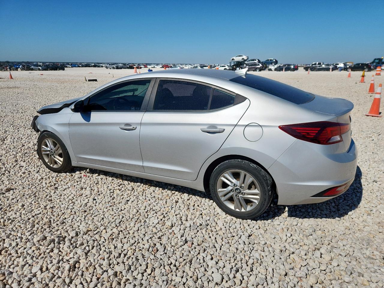 HYUNDAI ELANTRA SEL