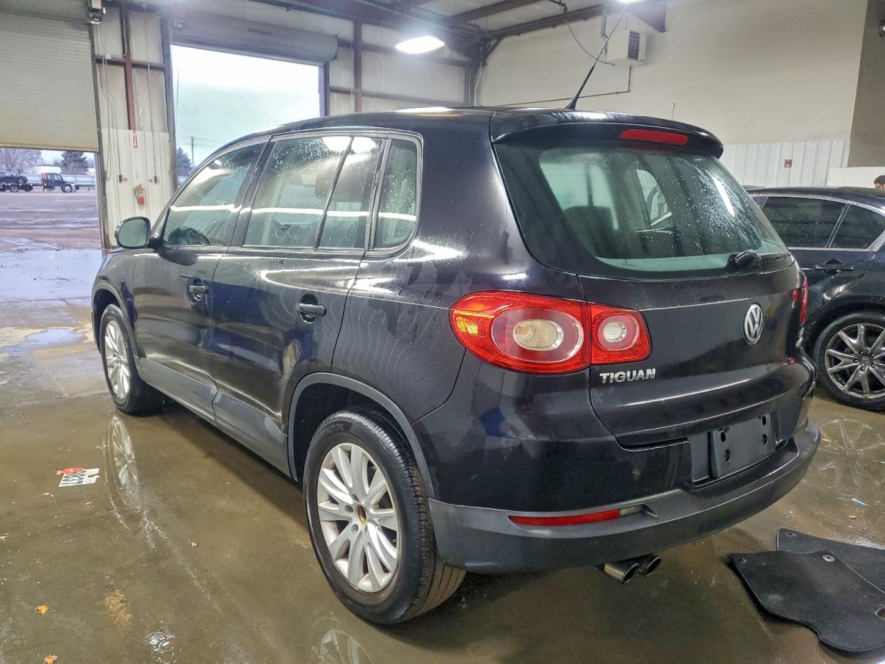 VOLKSWAGEN TIGUAN SE