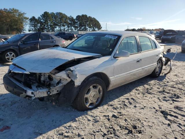 Global Auto Auctions: 2001 LINCOLN CONTINENTA