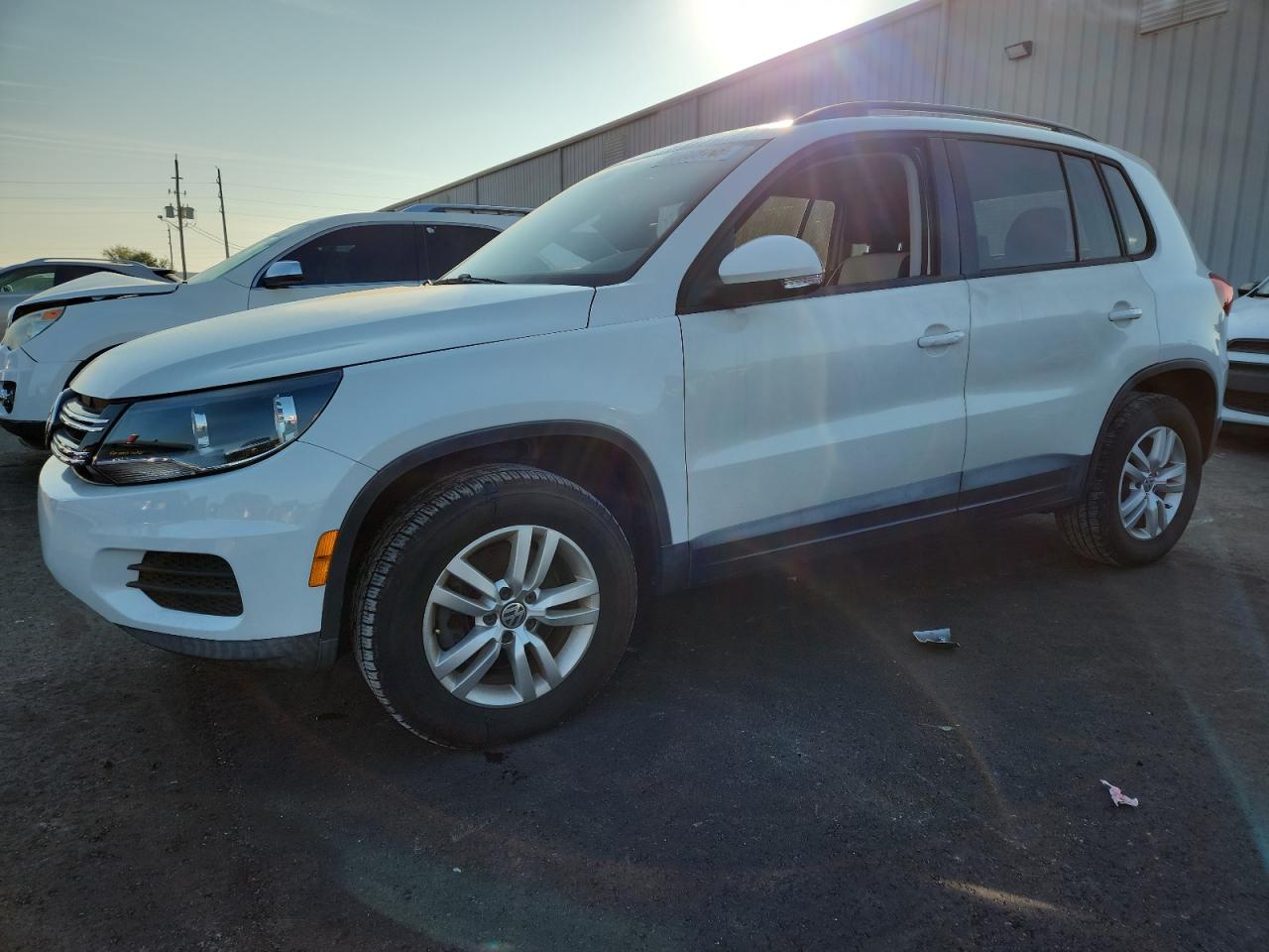 VOLKSWAGEN TIGUAN S
