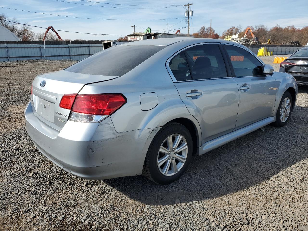 SUBARU LEGACY 2.5I PREMIUM