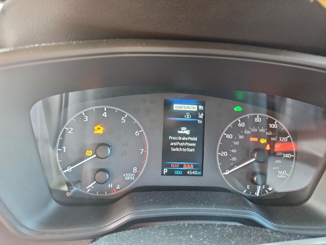 TOYOTA COROLLA CROSS SE