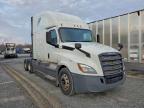 Lot #3297833170 2019 FREIGHTLINER CASCADIA 1