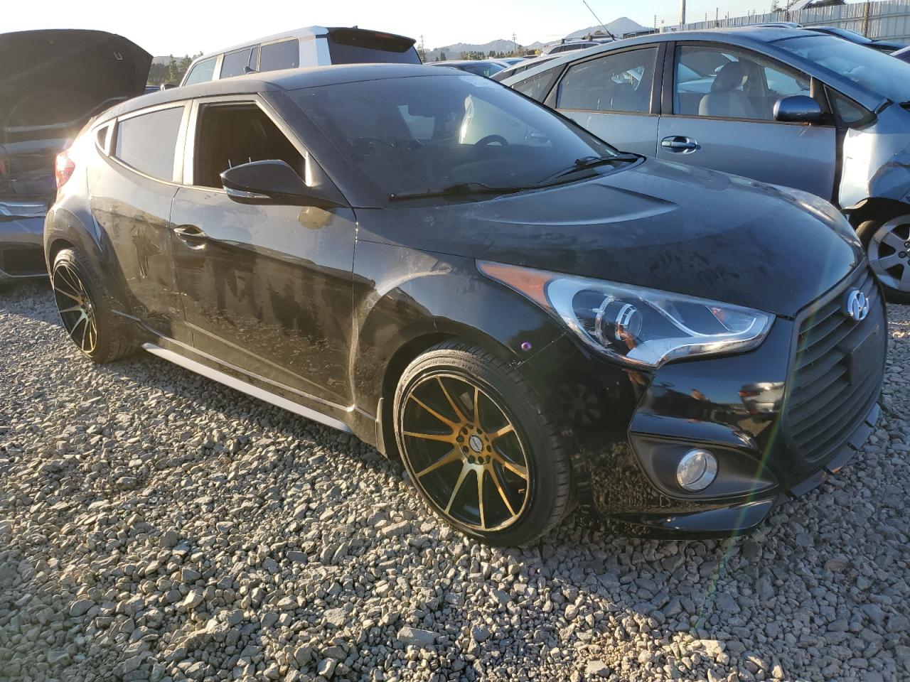 HYUNDAI VELOSTER TURBO