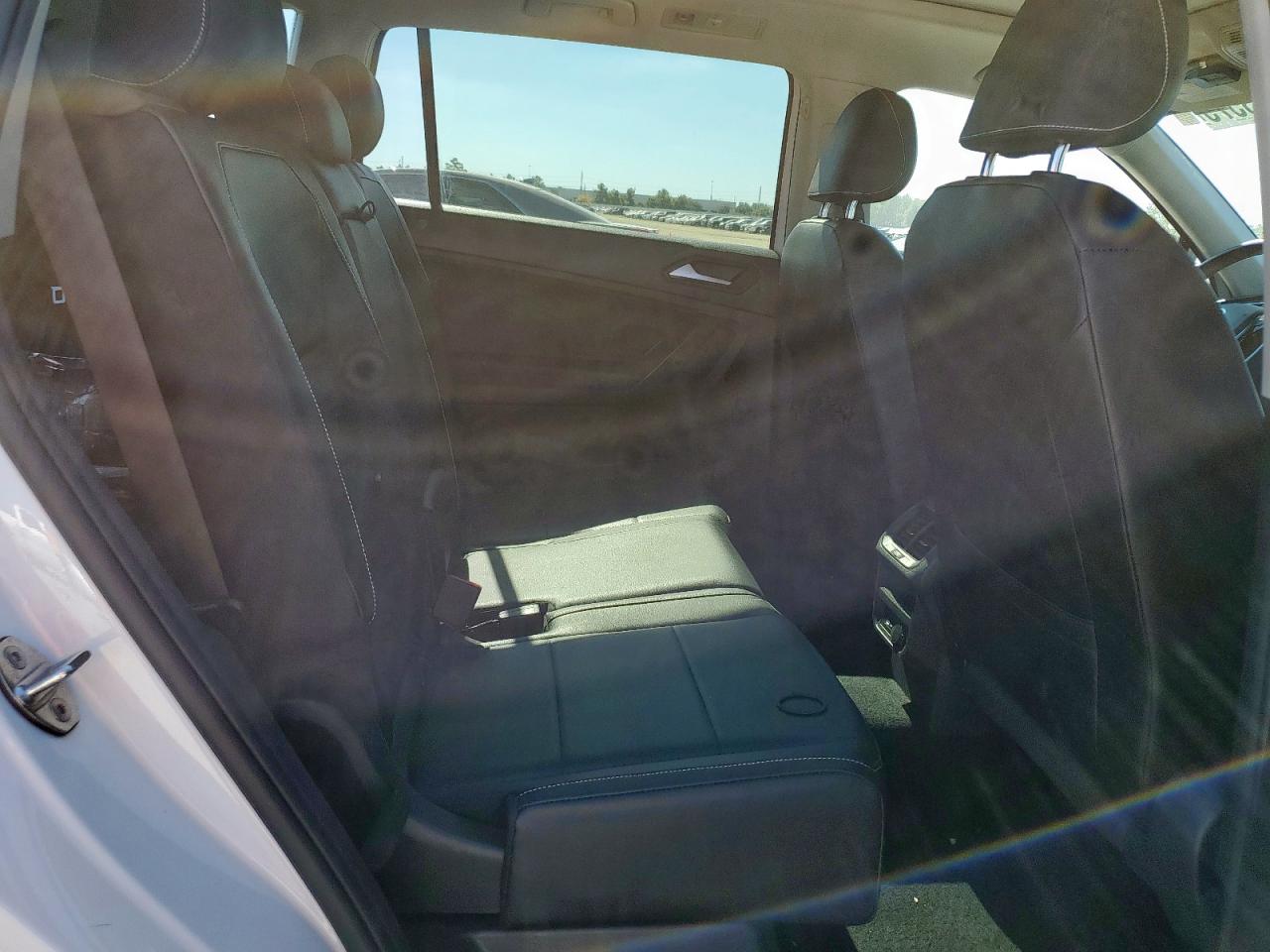 VOLKSWAGEN TIGUAN SE